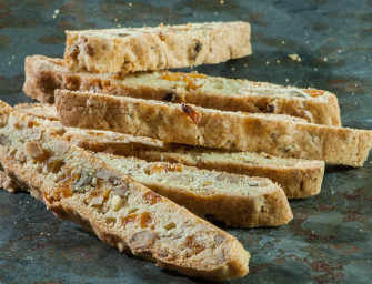 The Finer Cookie: <br>Corn Meal and Olive Oil Biscotti