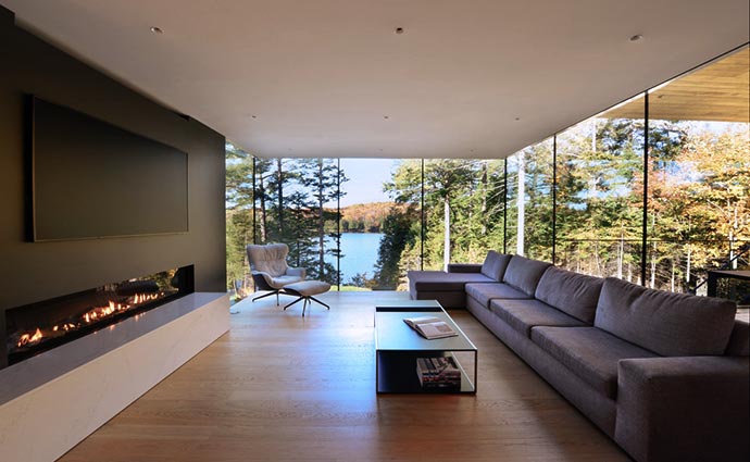 Entre lac et forêt, Sainte-Anne-des-Lacs,Canada - LOCUS architecture+design